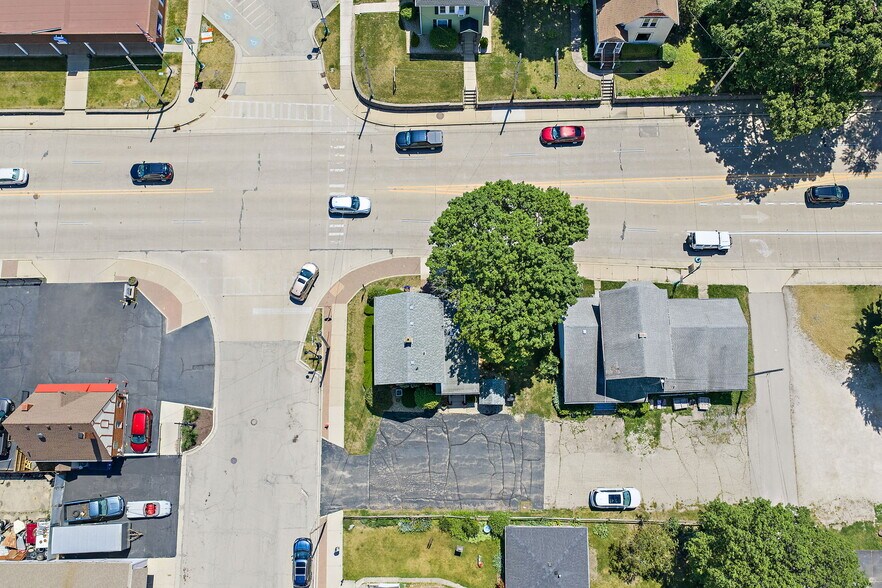 More Photos Of 55 S Madison St, Oswego Office For Sale