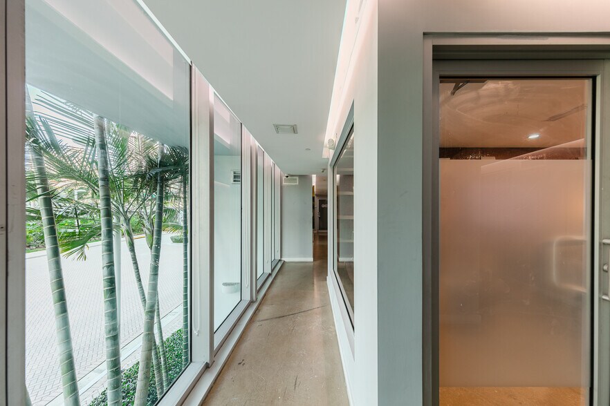 More Photos Of 350 S Miami Ave, Miami Apartments For Sale