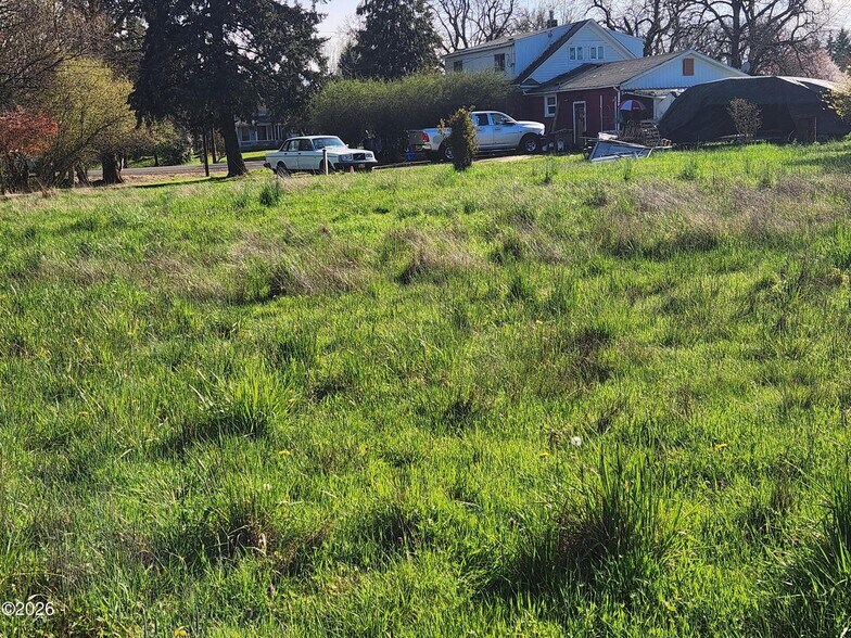 More Photos Of 819 W Main St, Sheridan Land For Sale