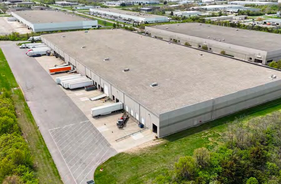 More Photos Of 4438 Muhlhauser Rd, West Chester Distribution For Lease