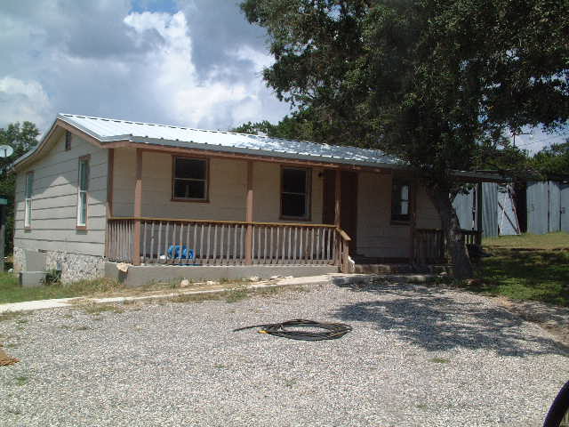 More Photos Of 10877 Park Road 37, Lakehills Storefront Retail Office For Lease