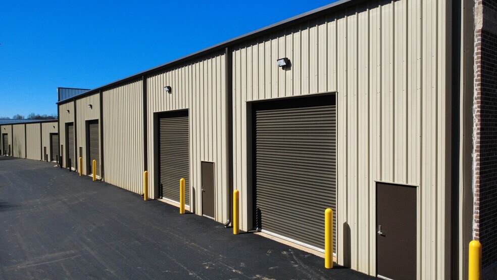 More Photos Of 4635 Atlanta Hwy, Flowery Branch Warehouse For Sale