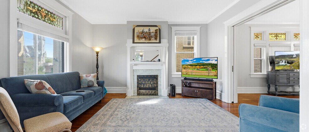 More Photos Of 65 N Gallatin Ave, Uniontown Funeral Home For Sale