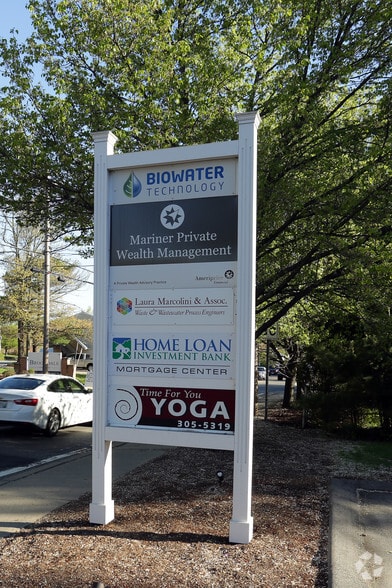 More Photos Of 2155 Diamond Hill Rd, Cumberland Medical For Lease