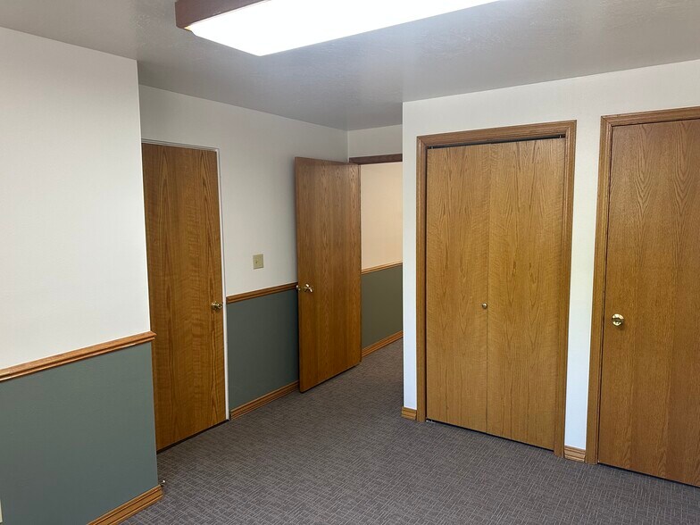More Photos Of 325-327 E. Broadway, Missoula Office For Lease