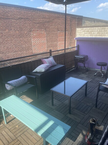 More Photos Of 243-247 Boerum St, Brooklyn Loft Creative Space For Lease