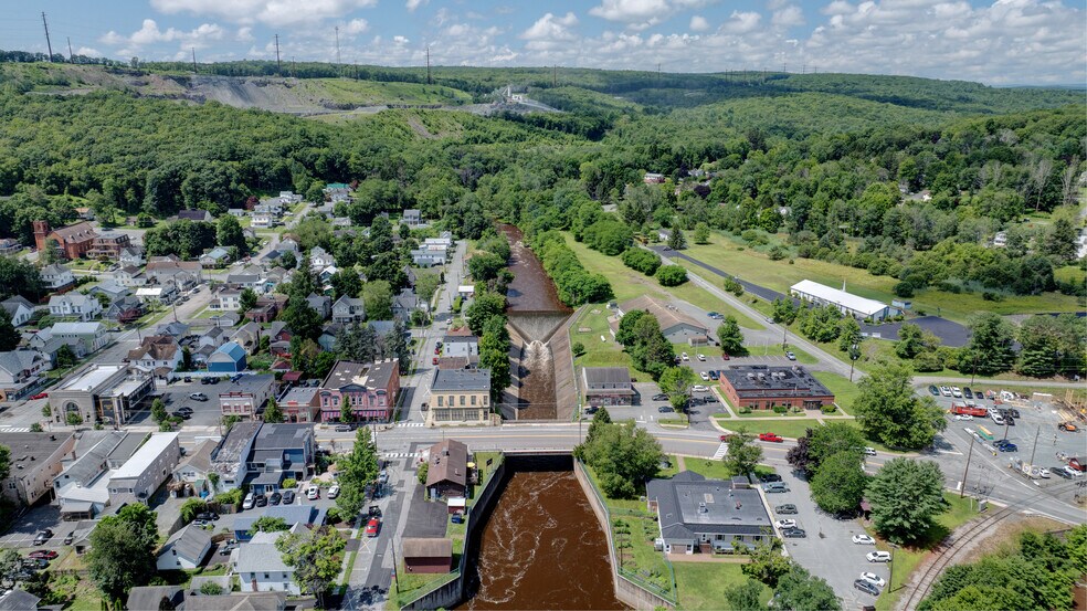 More Photos Of 121 Main Ave, Hawley General Retail For Sale