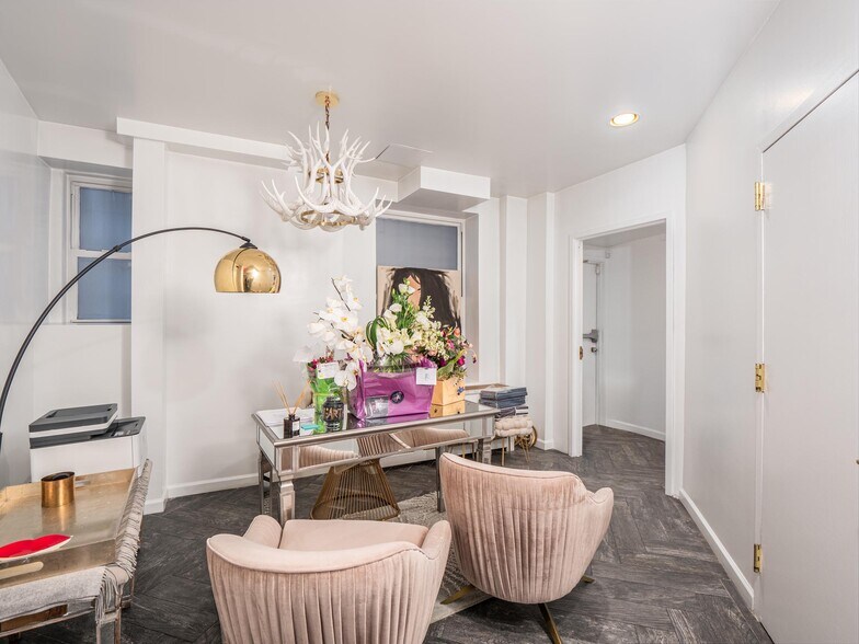 More Photos Of 157 E 81st St, New York Apartments For Lease