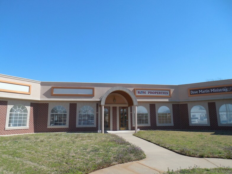 More Photos Of 500-514 W Atlanta St, Broken Arrow Medical For Sale