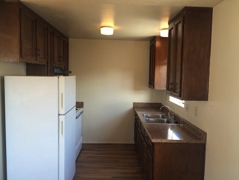 More Photos Of 1150 11th St, Imperial Beach Apartments For Sale