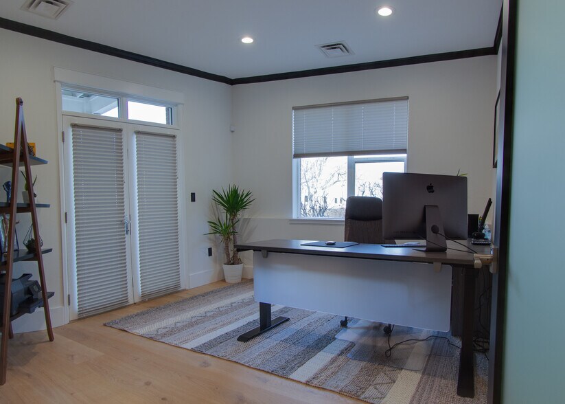 More Photos Of 68 Inverness Ln E, Englewood Loft Creative Space For Lease