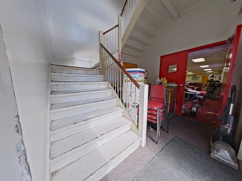 More Photos Of 3914 N 6th St, Philadelphia Religious Facility For Sale