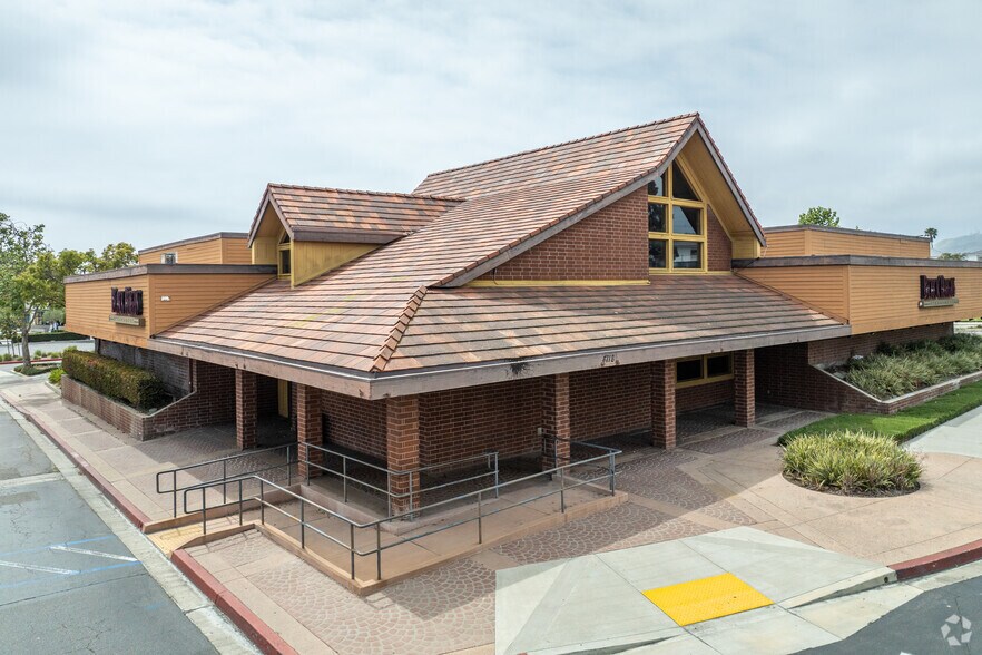More Photos Of , Ventura General Retail For Sale
