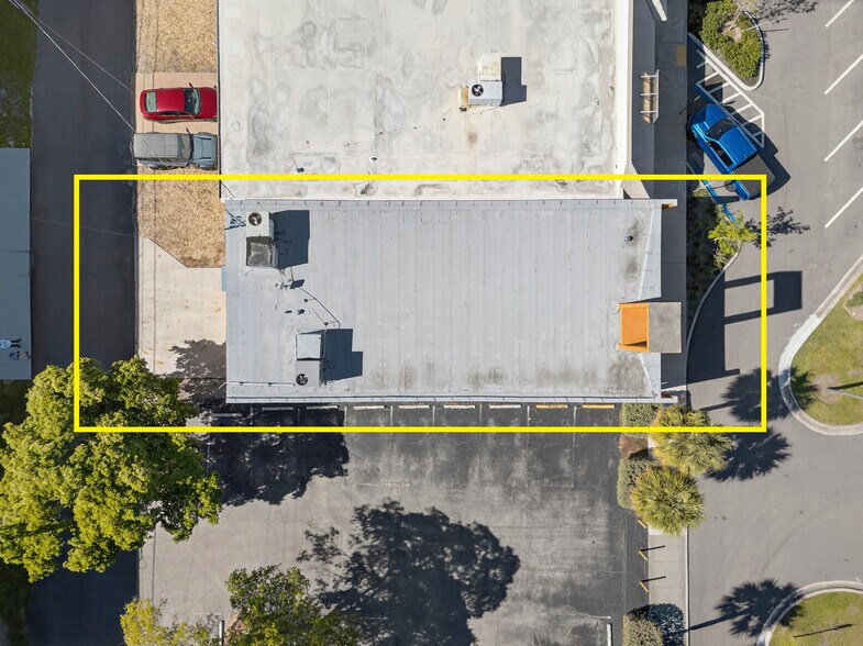 More Photos Of 3050 E Commercial Blvd, Fort Lauderdale Office For Sale