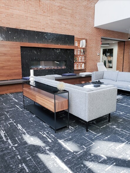 Primary Photo Of 3315 N Oak Tfwy, Kansas City Office For Lease