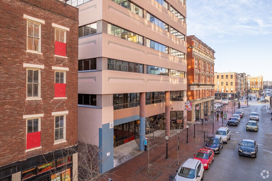 More Photos Of 125 E Court St, Cincinnati Office For Lease