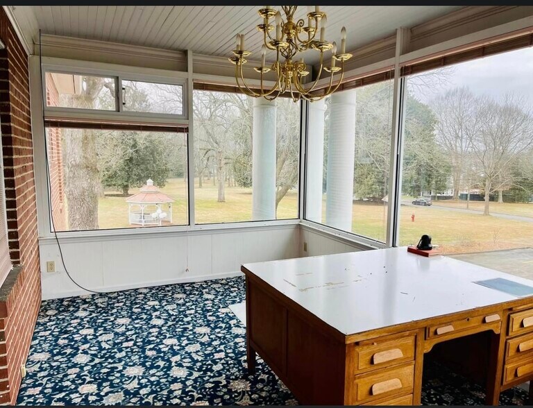 More Photos Of 210 Valdese Ave, Morganton Office For Lease