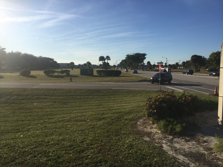 More Photos Of Blue Heron Blvd @ AVENUE P, Riviera Beach Land For Sale