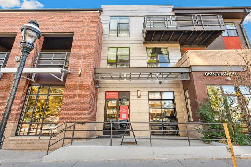 More Photos Of 3420 W 32nd Ave, Denver Storefront For Lease