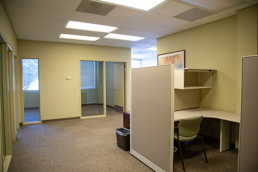 More Photos Of 7471 Pan American Fwy NE, Albuquerque Office For Lease