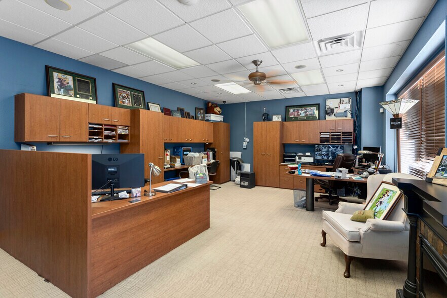 More Photos Of 618-630 W Wisconsin Ave, Appleton Bowling Alley For Sale