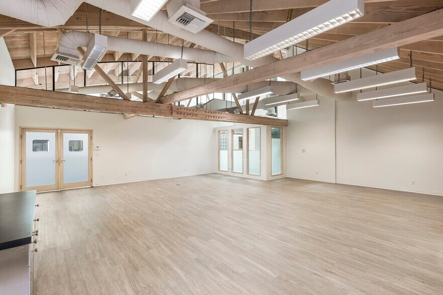 More Photos Of 201 Wilshire Blvd, Santa Monica Loft Creative Space For Lease