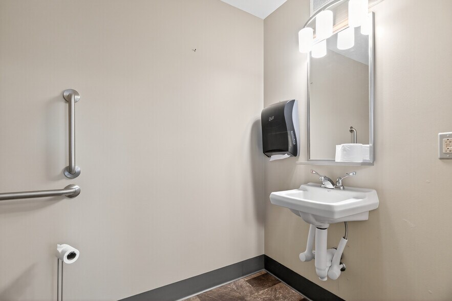 More Photos Of 1441 Saint Marys Ave, Sidney Office For Sale