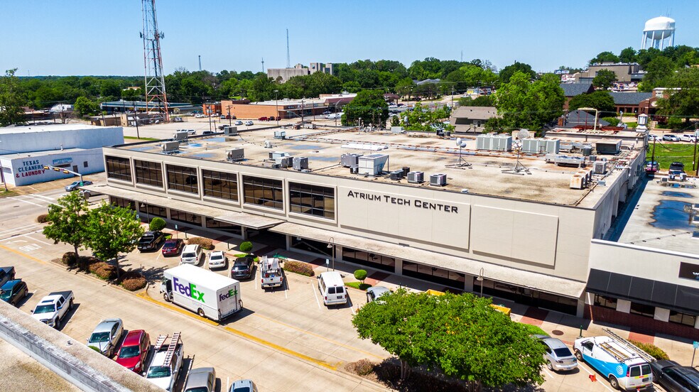 Primary Photo Of 119 W Tyler St, Longview Office For Lease