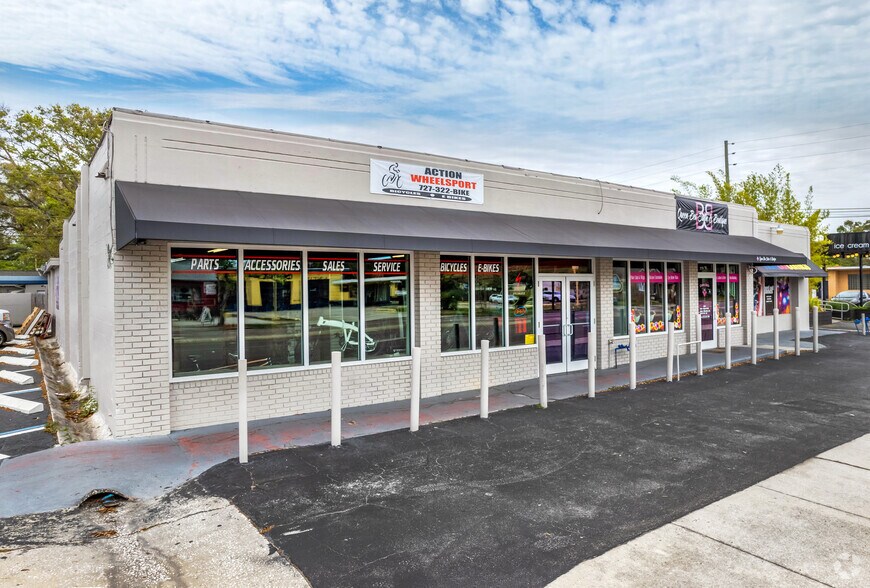 More Photos Of 3705 5th Ave N, Saint Petersburg General Retail For Lease