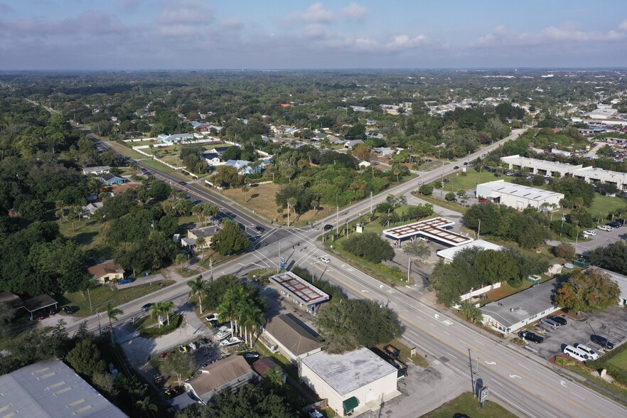 More Photos Of 755 4th St, Vero Beach Convenience Store For Sale