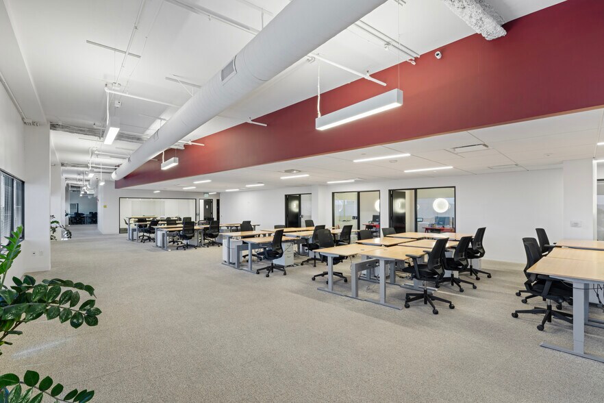 More Photos Of 2850 Ocean Park Blvd, Santa Monica Office For Lease