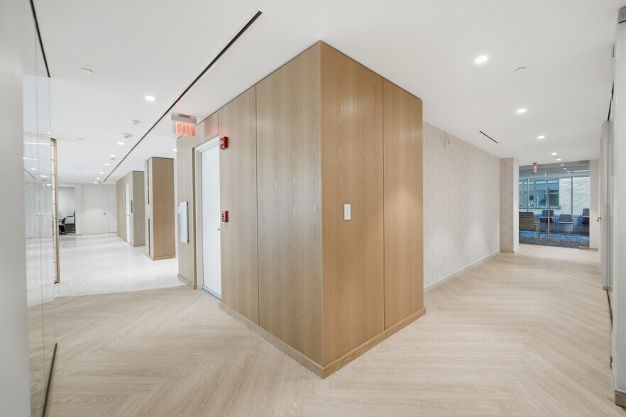 More Photos Of 1430 K St NW, Washington Office For Sale