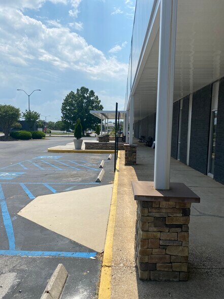 More Photos Of 5715 Uptain Rd, Chattanooga Flex For Sale