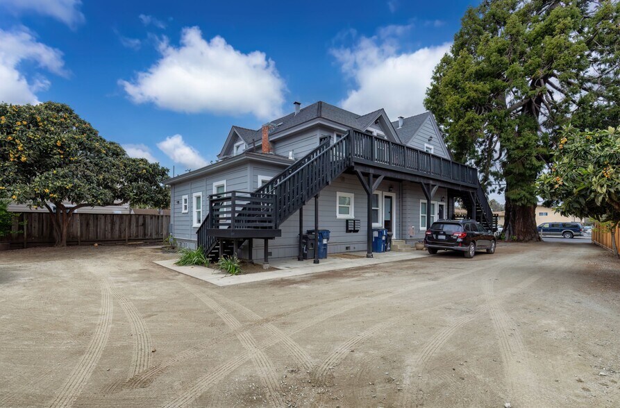 More Photos Of 23 Ford St, Watsonville Apartments For Sale
