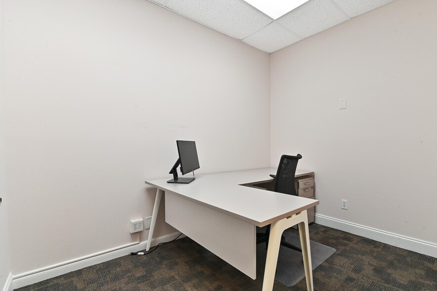 More Photos Of 4800 N State Road 7, Lauderdale Lakes Medical For Sale
