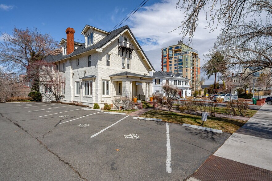 More Photos Of 421 Court St, Reno Office For Lease