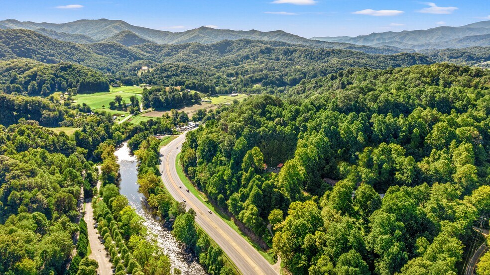 More Photos Of 68 Vacation Dr, Whittier Apartments For Sale