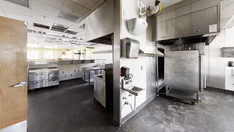 More Photos Of 1207 SE 17th St, Fort Lauderdale Restaurant For Lease