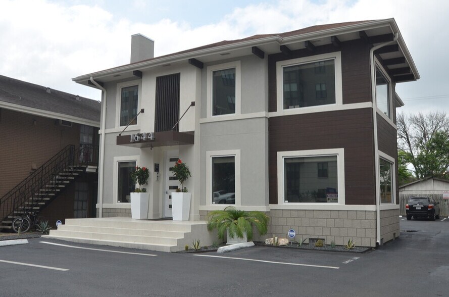 More Photos Of 1644 W Alabama St, Houston Loft Creative Space For Lease