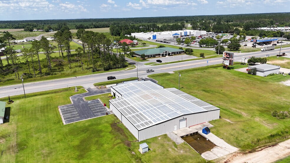 More Photos Of 1205 W Parker St, Baxley Freestanding For Lease