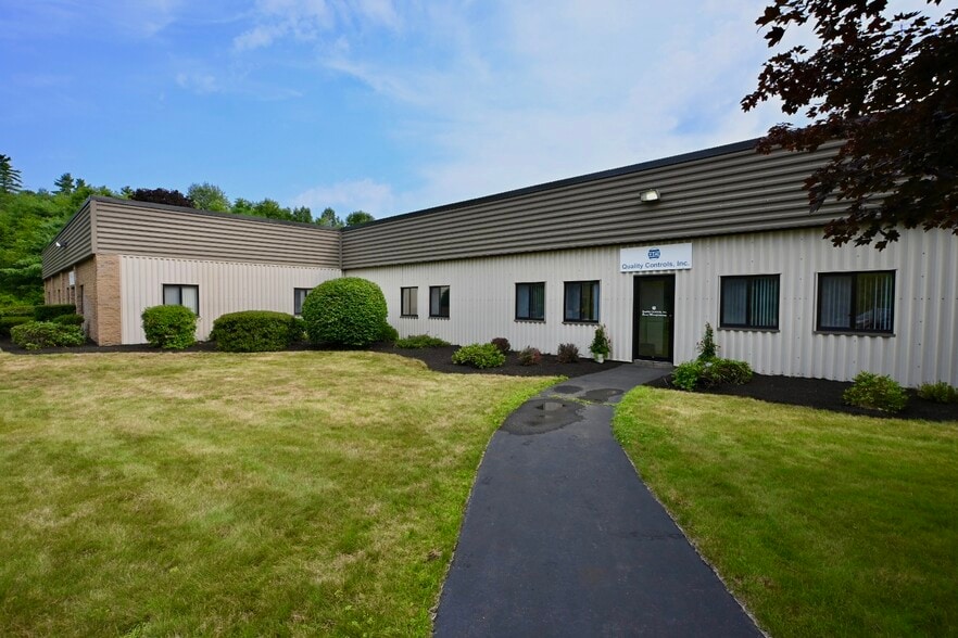 More Photos Of 200 Tilton Rd, Northfield Distribution For Lease