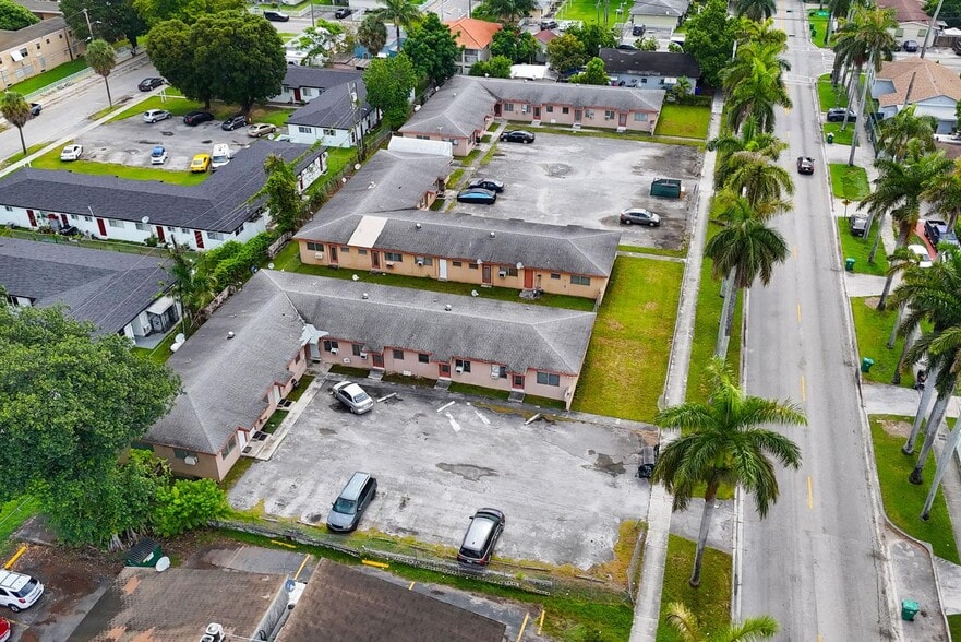 More Photos Of 1915 NW 28th St, Miami Apartments For Sale