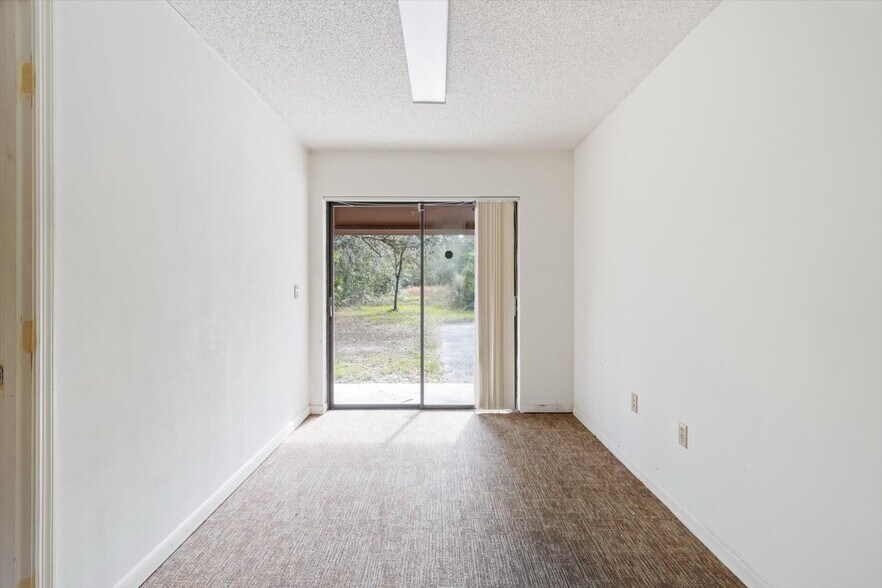 More Photos Of 2303 W Highway 44, Inverness Office For Sale