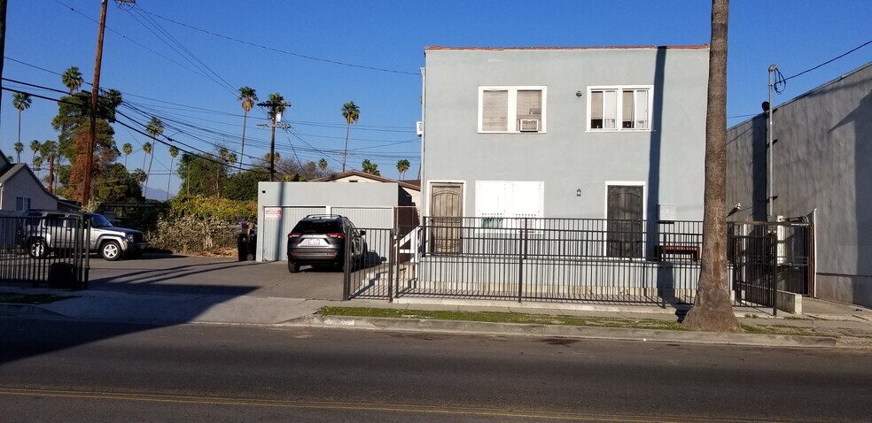 More Photos Of 4973-4975 N Huntington Dr, Los Angeles Storefront Retail Residential For Lease