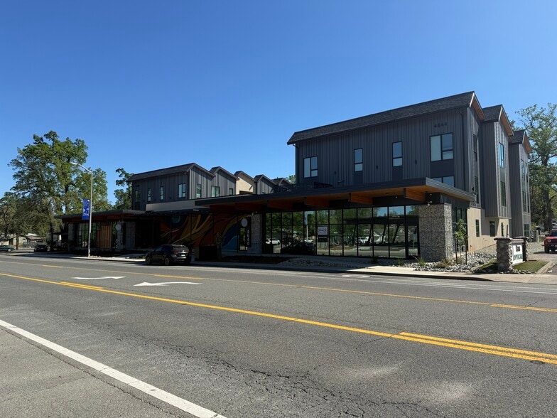 More Photos Of 4640 Shasta Dam Blvd, Shasta Lake General Retail For Lease