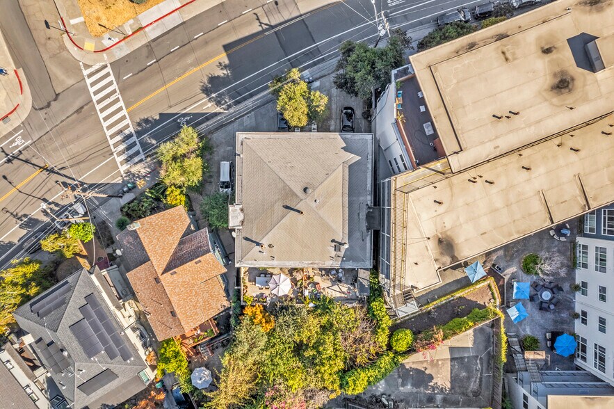 More Photos Of 365 Santa Clara Ave, Oakland Apartments For Sale