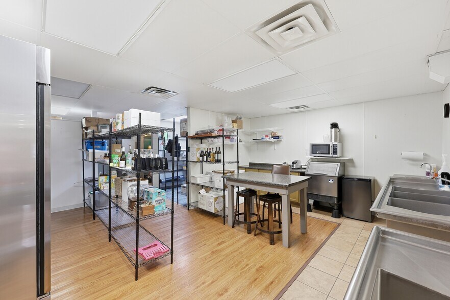 More Photos Of 219 S Sandusky Ave, Bucyrus Storefront Retail Residential For Sale