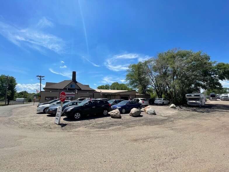 More Photos Of 250 St. John St, Loretto Warehouse For Lease