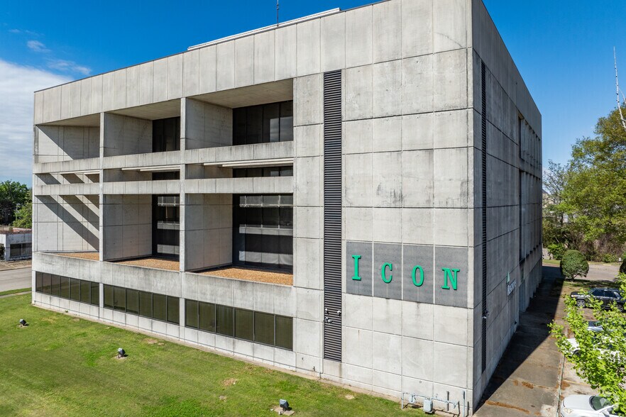 More Photos Of 544 S Main St, Greenville Office For Lease