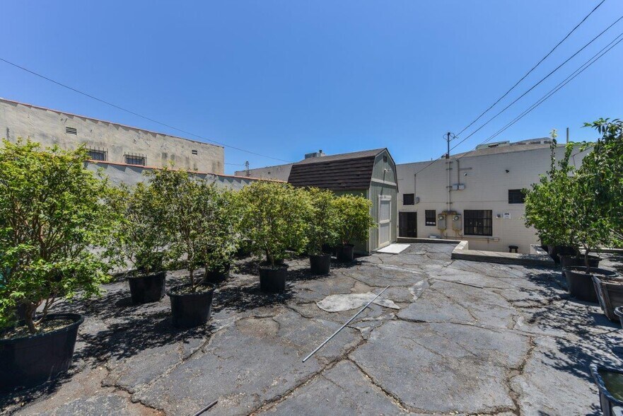 More Photos Of 623-625 W Las Tunas Dr, San Gabriel Storefront Retail Office For Sale